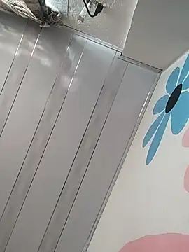 julietta1453 online show from February 19, 2026, 2:46 pm