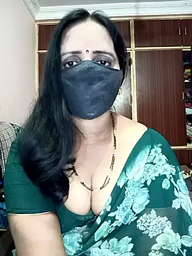 Snapshot of Mee_harini-telugupilla chatting on September 10, 2025, 4:23 am Mee harini-telugupilla online show from September 10, 2025, 4:23 am