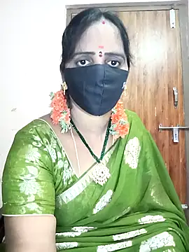 Snapshot of Mee_harini-telugupilla chatting on October 3, 2025, 2:52 am Mee harini-telugupilla online show from October 3, 2025, 2:52 am