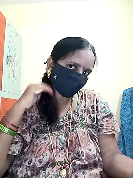 Snapshot of Mee_harini-telugupilla chatting on October 18, 2025, 5:43 am Mee harini-telugupilla online show from October 18, 2025, 5:43 am
