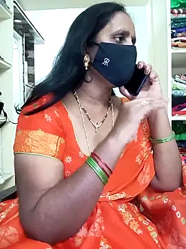 Snapshot of Mee_harini-telugupilla chatting on October 19, 2025, 5:52 am Mee harini-telugupilla online show from October 19, 2025, 5:52 am