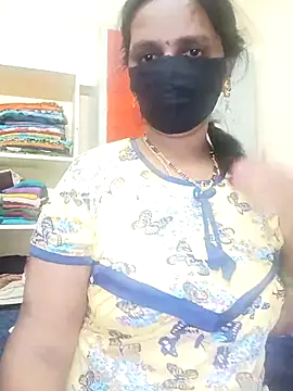 Snapshot of Mee_harini-telugupilla chatting on October 19, 2025, 9:15 pm Mee harini-telugupilla online show from October 19, 2025, 9:15 pm