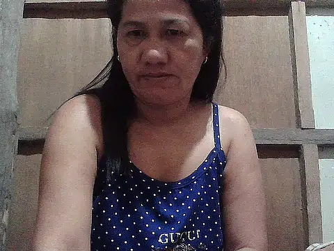 hotmama 063 online show from March 3, 2026, 8:48 pm