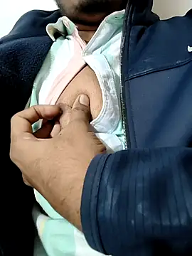 RotundHeadway online show from November 12, 2025, 1:39 am