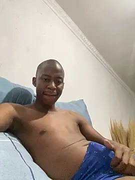 Snapshot of dick4mami chatting on February 27, 2026, 10:43 pm dick4mami online show from February 27, 2026, 10:43 pm