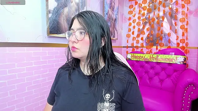 Dulce meow online show from October 30, 2025, 10:38 am