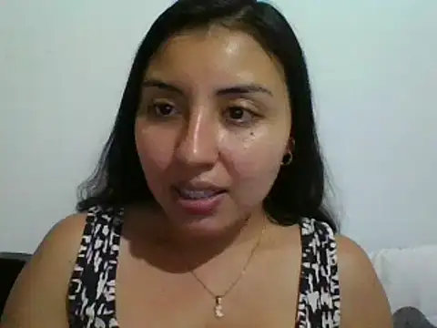 Snapshot of _Romilly_ chatting on September 20, 2025, 4:02 am  Romilly  online show from September 20, 2025, 4:02 am