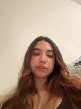 ItalianGirl online show from November 21, 2025, 5:33 pm