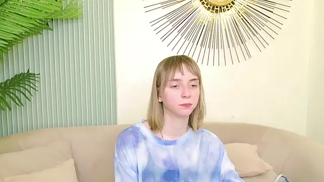 Beverly Gomes online show from October 4, 2025, 7:12 pm