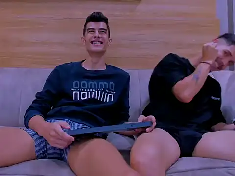 junior friendss online show from December 5, 2025, 2:20 am