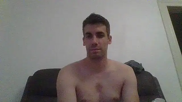 JulioIsHere4you online show from September 8, 2025, 5:56 pm