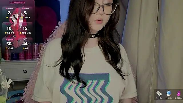 hornyprincess19 online show from April 24, 2026, 5:37 pm