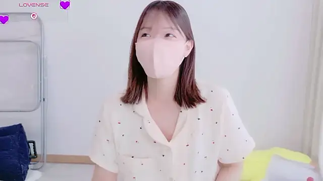 Mayu o19o online show from June 4, 2026, 1:11 am