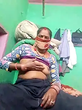 CUTE-004 online show from November 20, 2025, 9:53 am