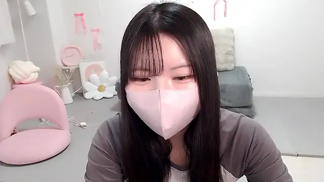 moka-neko online show from February 23, 2026, 1:19 pm