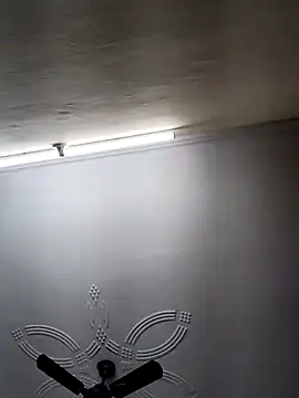 Kajal-baby07 online show from November 17, 2025, 5:41 pm