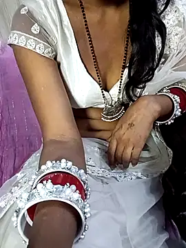 Bhabhilux2025 online show from November 13, 2025, 8:57 am