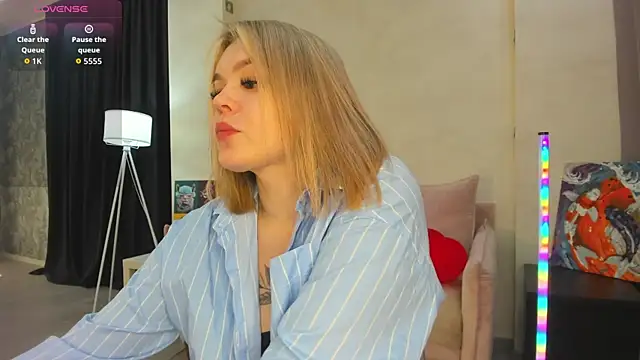 Jerry-Hall online show from February 13, 2026, 1:01 am