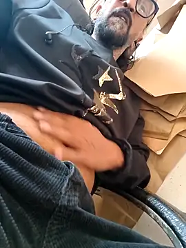 malhotra21 online show from November 8, 2025, 10:04 am