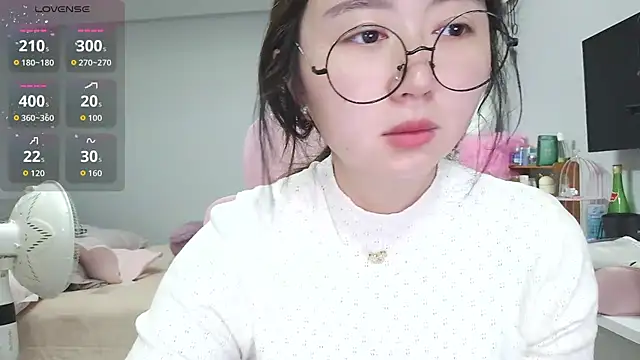 Diva VVN online show from February 25, 2026, 12:20 am