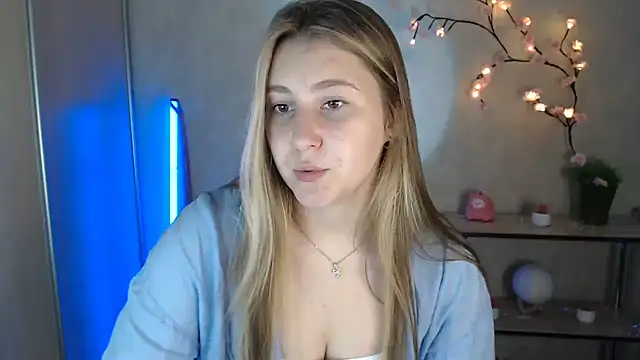 Snapshot of Milka_kamila chatting on June 30, 2026, 12:06 pm Milka kamila online show from June 30, 2026, 12:06 pm
