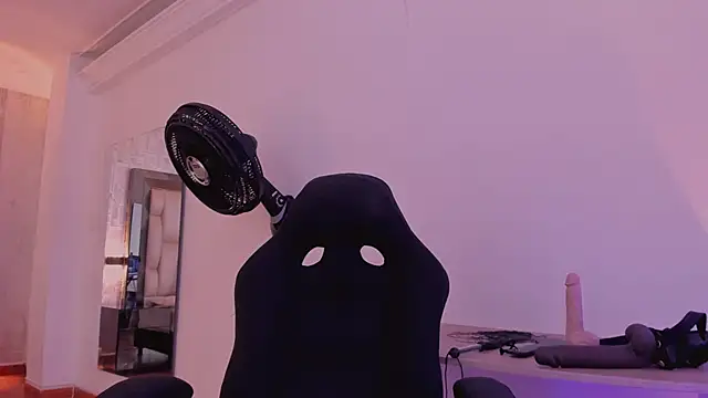 AnnaraLein online show from October 24, 2025, 3:36 am