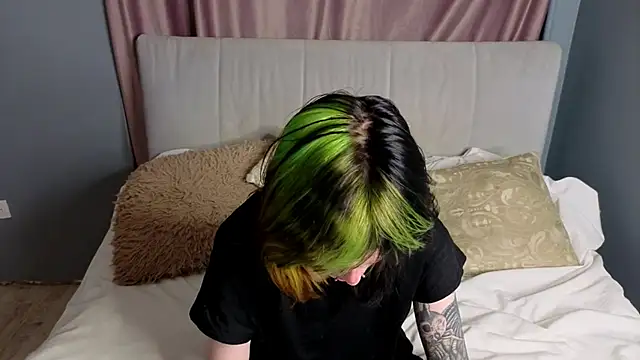 KandraCruser online show from October 20, 2025, 8:20 pm