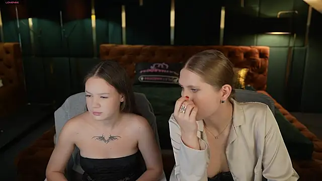 Tiana Princesss online show from December 5, 2025, 3:52 pm