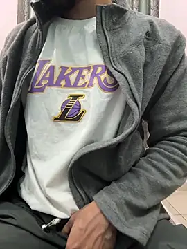 doctorinAction online show from December 4, 2025, 5:21 pm