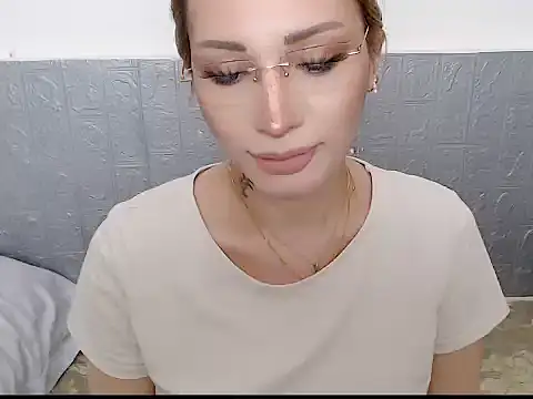 toni 0601 online show from February 3, 2025, 6:24 am