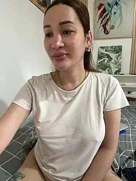 toni 0601 online show from February 13, 2026, 12:50 am