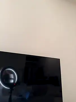 SophiiaStarr online show from January 7, 2026, 7:38 pm