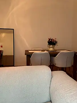 SophiiaStarr online show from February 7, 2026, 7:39 pm