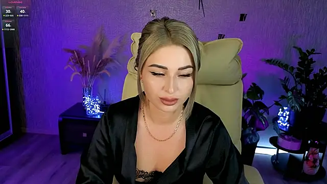 NikkiiStill online show from May 24, 2026, 2:38 am