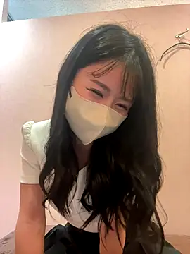 Snapshot of Ema-- chatting on October 1, 2025, 10:10 am Ema-- online show from October 1, 2025, 10:10 am