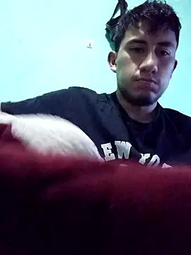 True Di online show from September 14, 2025, 1:27 am