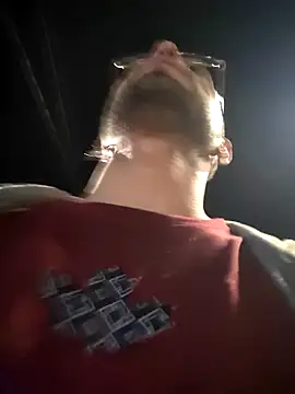 DanteWinter online show from April 22, 2026, 2:58 am