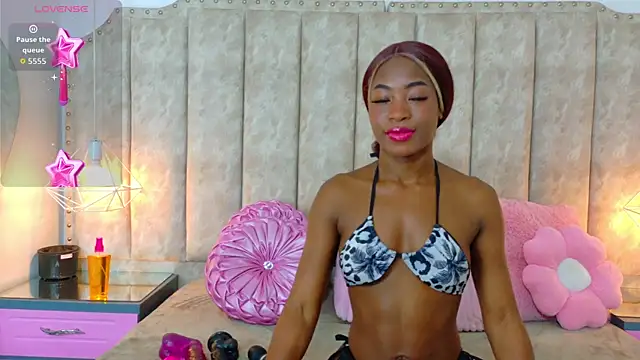 MadissonBonny  online show from October 2, 2025, 8:27 pm