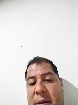 latinblack16 online show from November 28, 2025, 3:20 am