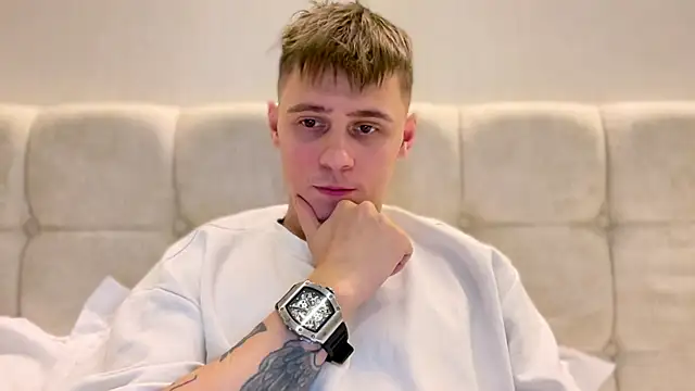 Snapshot of Tyler_Garner chatting on September 8, 2025, 4:50 pm Tyler Garner online show from September 8, 2025, 4:50 pm