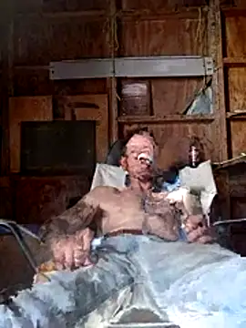 Mrluckstick online show from April 16, 2026, 8:20 pm