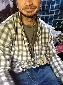 Mrluckstick online show from May 10, 2026, 5:07 pm