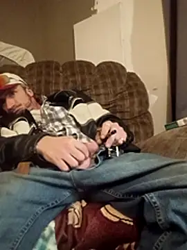 Mrluckstick online show from May 14, 2026, 12:39 am