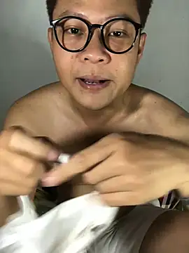 datnguyenvn online show from February 12, 2026, 6:19 am