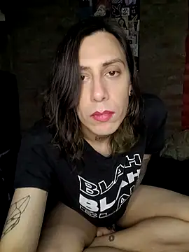 deniagomez69 online show from October 4, 2025, 4:21 am