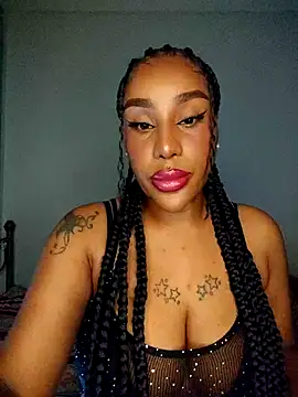 Queen Amara online show from November 6, 2025, 3:18 am