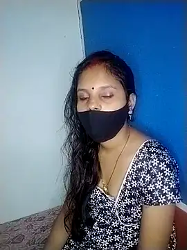 Komal-Rajput online show from November 1, 2025, 6:32 pm