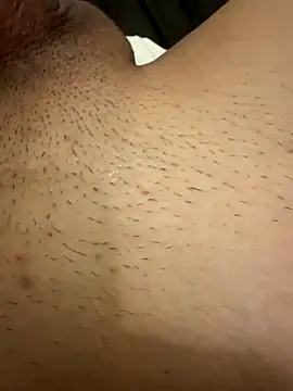 hieutran777 online show from November 4, 2025, 3:55 pm