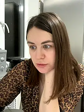 Risky-Flower online show from December 4, 2025, 6:38 pm