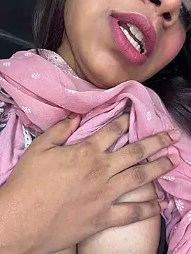 SpicykhalifaX online show from July 10, 2026, 7:34 am